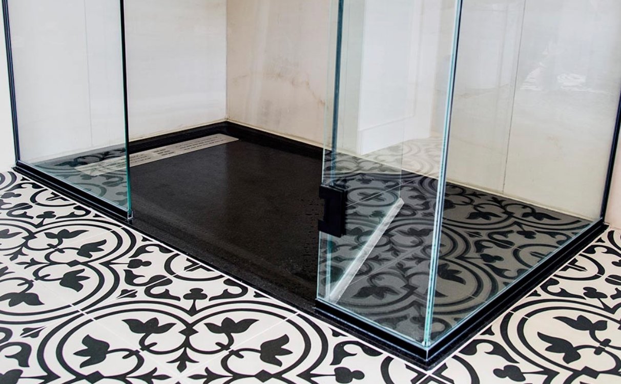 BASE DE DOUCHE - CAMBRIAN NOIR LINÉA (GRANITE) - SALLE DE BAIN VODA